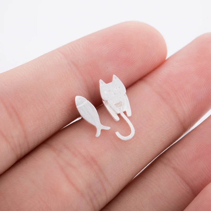Oly2u Simple Fashion Earrings Jewelry High Quality Cat And Fish Asymmetric Earring For Women Boucle D'oreille Femm
Oly2u Simple Fashion Earrings Jewelry High Quality Cat And Fish Asymmetric Earring For Women Boucle D'oreille Femm
