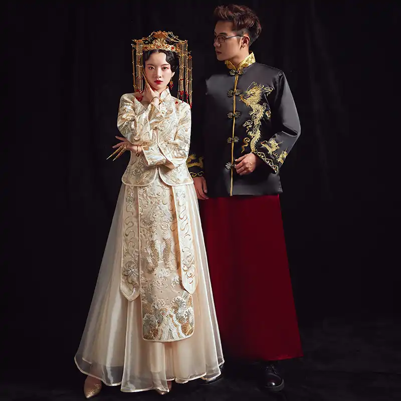 古代王室の結婚服ヴィンテージレディースメンズ刺繍チャイナスーツの伝統的な中国の花嫁 花婿の結婚式の衣装 Gooum