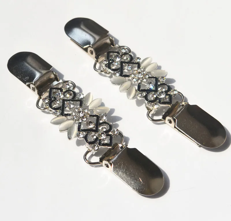 2pcs Rhinestones Alloy Sweater Clip Buckle for Cardigan Connection Button Clasp Sewing Cloth Decor Buckle DIY Garment Accessory
2pcs Rhinestones Alloy Sweater Clip Buckle for Cardigan Connection Button Clasp Sewing Cloth Decor Buckle DIY Garment Accessory