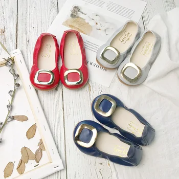 Children's Leather Shoes Square Buckled Flat Sole and Pedal Kids Baby Casual Shoes Elasticity Roll Soft Shoes for Newborn Babies
Children's Leather Shoes Square Buckled Flat Sole and Pedal Kids Baby Casual Shoes Elasticity Roll Soft Shoes for Newborn Babies