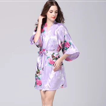 Sexy New Euramerican Style Light Purple Mini Woman Peacock Printed Silk Kimono Robes Wedding Party Bridesmaid Robe S-3XL 010429
Sexy New Euramerican Style Light Purple Mini Woman Peacock Printed Silk Kimono Robes Wedding Party Bridesmaid Robe S-3XL 010429