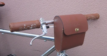 Kaile old high quality rian proof durable vintage antique retro style PVC leather Panniers front bicycle bags
Kaile old high quality rian proof durable vintage antique retro style PVC leather Panniers front bicycle bags