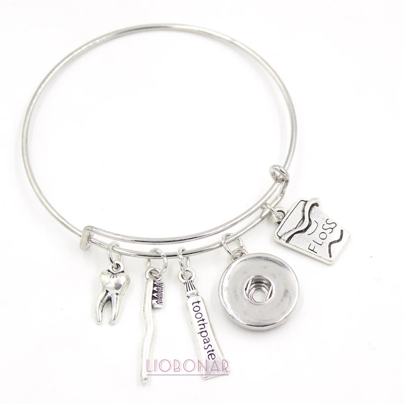 1PC 18mm Snap Jewerly Tooth Bracelet Dentist Bangle Adjustable Expandable Snap Button Bracelets for Dental Assistant Gift
1PC 18mm Snap Jewerly Tooth Bracelet Dentist Bangle Adjustable Expandable Snap Button Bracelets for Dental Assistant Gift