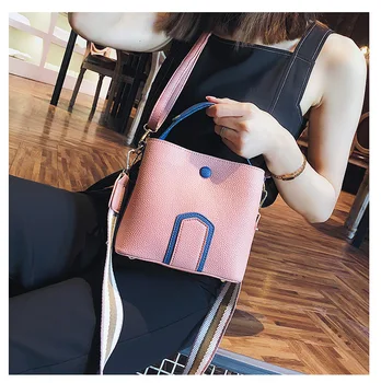 HANSOMFY 2019 New Women Messenger Bags Phone Travel Leather Womens Bag Female Handbags Simple School Bag Shoulder Bag MQ-50
HANSOMFY 2019 New Women Messenger Bags Phone Travel Leather Womens Bag Female Handbags Simple School Bag Shoulder Bag MQ-50