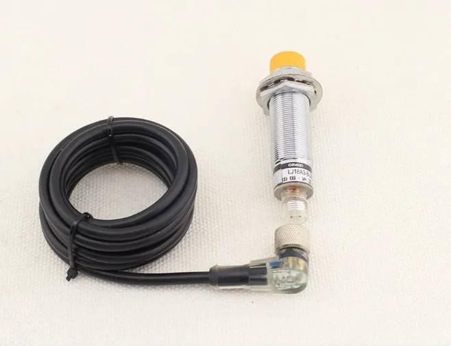 Near Switch LJ18A3-8-Z/BY-G Aviation Insert 24V Direct PNP Three Line Normally Open M18 Proximity Switch 
Near Switch LJ18A3-8-Z/BY-G Aviation Insert 24V Direct PNP Three Line Normally Open M18 Proximity Switch