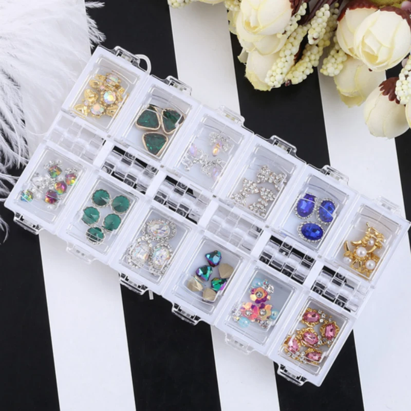 12 Grids Clear Empty Storage Box Rhinestone Acrylic Crystal Beads Jewelry Decoration Nail Art Accessories Pills Container Case
12 Grids Clear Empty Storage Box Rhinestone Acrylic Crystal Beads Jewelry Decoration Nail Art Accessories Pills Container Case