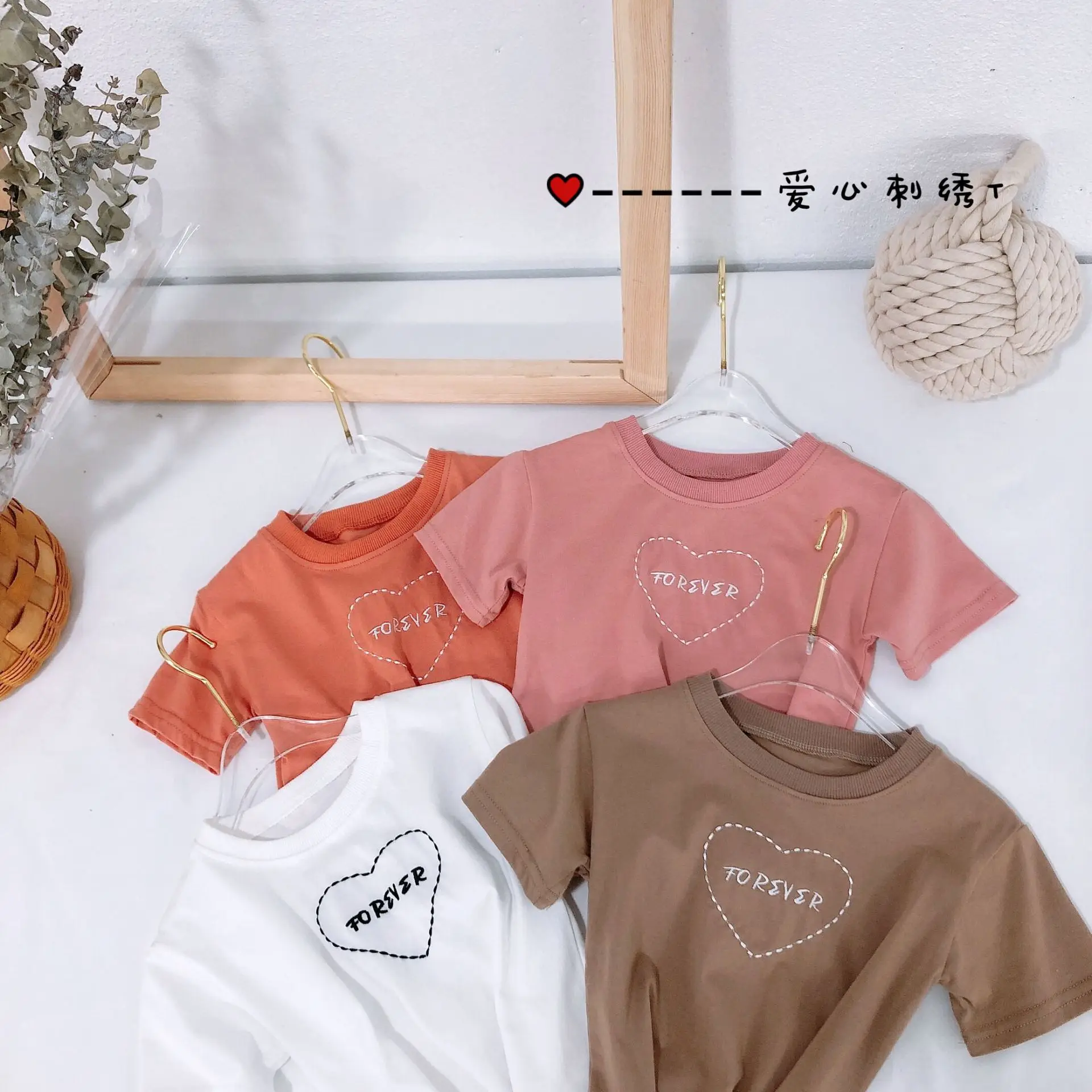 2019 Spring and Summer New Love Embroidery T-shirt for Boys and Girls Short Sleevess Baby Cotton Tshirts Toddler Kids Clothes
2019 Spring and Summer New Love Embroidery T-shirt for Boys and Girls Short Sleevess Baby Cotton Tshirts Toddler Kids Clothes