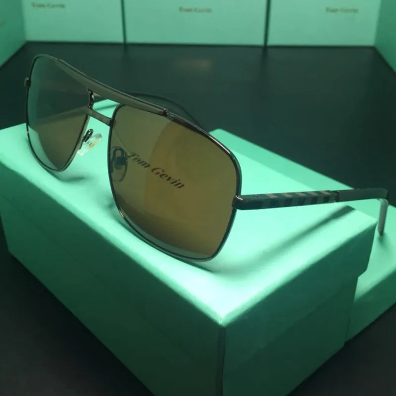 luxury Brand Design Classic Pilot Driving Polarized Sunglasses Men Eyewear Square Metal Frame Vintage Male Oculos UV400 L8021V
luxury Brand Design Classic Pilot Driving Polarized Sunglasses Men Eyewear Square Metal Frame Vintage Male Oculos UV400 L8021V