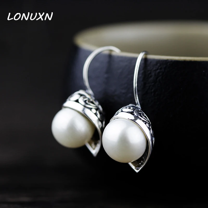 2.7cm*1.1cm Retro 925 Sterling silver 2017 Fashion Jewelry Pearl Earrings Genuine Nature Freshwater Pearl Jewelry Wedding Bridal
2.7cm*1.1cm Retro 925 Sterling silver 2017 Fashion Jewelry Pearl Earrings Genuine Nature Freshwater Pearl Jewelry Wedding Bridal