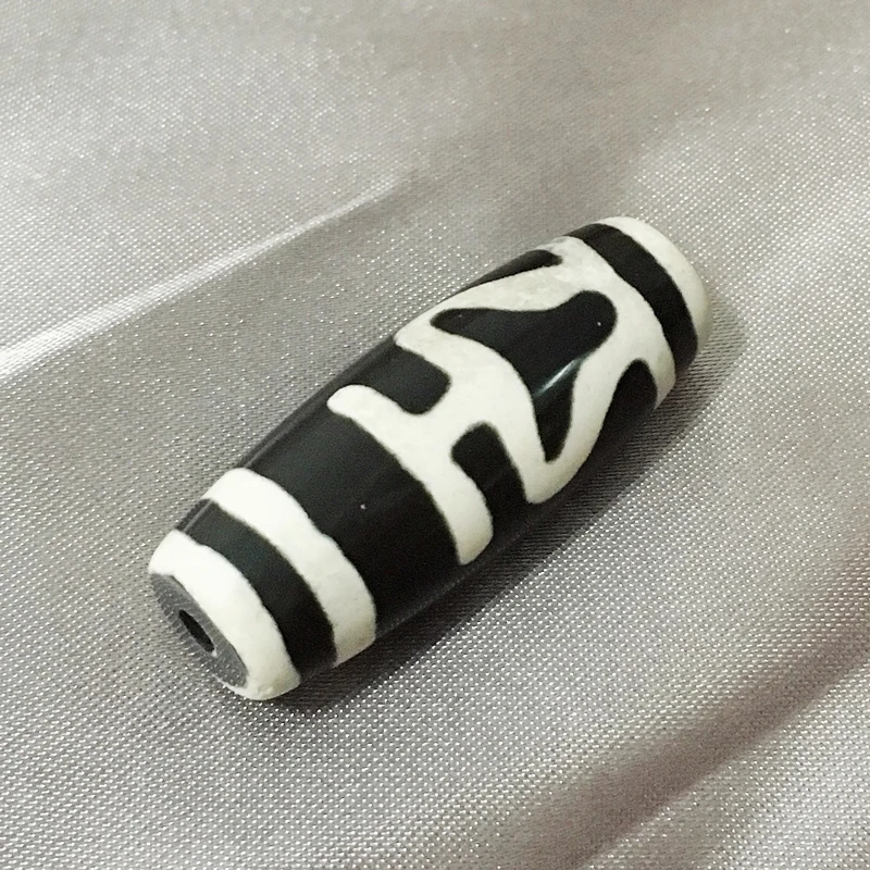 Lucky Beads Buddhist Jewelry Natural Tibetan Dzi Agates Stone Beads Black Heart nectar Antique Agates Stone Beads for Women Men
Lucky Beads Buddhist Jewelry Natural Tibetan Dzi Agates Stone Beads Black Heart nectar Antique Agates Stone Beads for Women Men