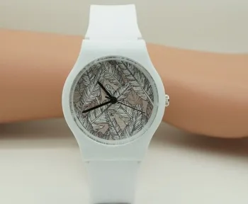 100% willis branded fashion kids gift watch+children new Xmas gift watch+plastic waterproof kid watch+Feathers face quartz watch
100% willis branded fashion kids gift watch+children new Xmas gift watch+plastic waterproof kid watch+Feathers face quartz watch
