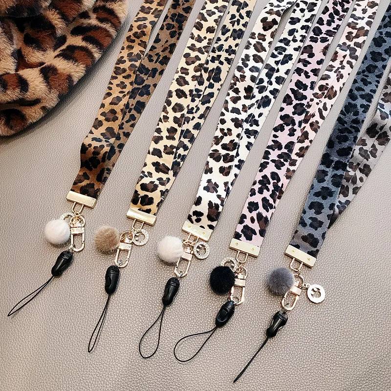 Mobile Phone Straps Rope Lanyard Neck Crystal Grid Strap Key Phone Case Breast Plate Rope Buckle Ring Sexy Leopard Rotary Rope
Mobile Phone Straps Rope Lanyard Neck Crystal Grid Strap Key Phone Case Breast Plate Rope Buckle Ring Sexy Leopard Rotary Rope