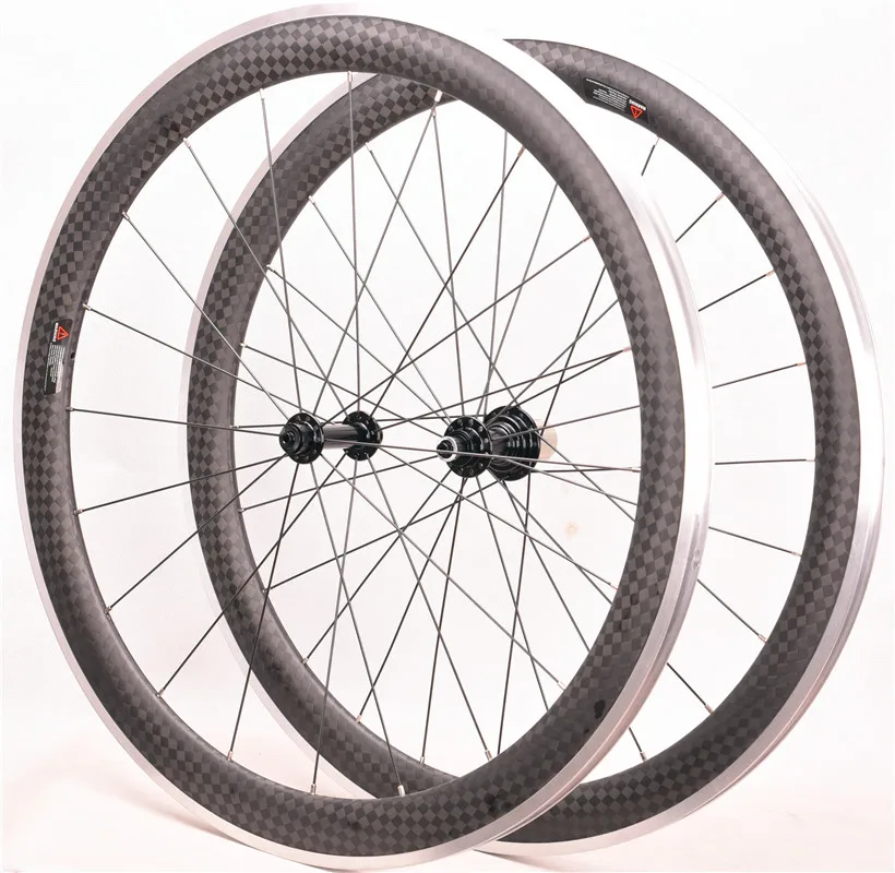 Carbon fiber road bicycle wheel aluminum alloy brake surface 700C 38mm 50mm OEM 12K wheelset R13 R16
Carbon fiber road bicycle wheel aluminum alloy brake surface 700C 38mm 50mm OEM 12K wheelset R13 R16