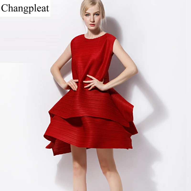 Changpleat 2018 Summer sleeveless cake Dress Miyak Pleated Fashion Design O-neck Solid Loose Plus Size Female A-line dress Tide
Changpleat 2018 Summer sleeveless cake Dress Miyak Pleated Fashion Design O-neck Solid Loose Plus Size Female A-line dress Tide