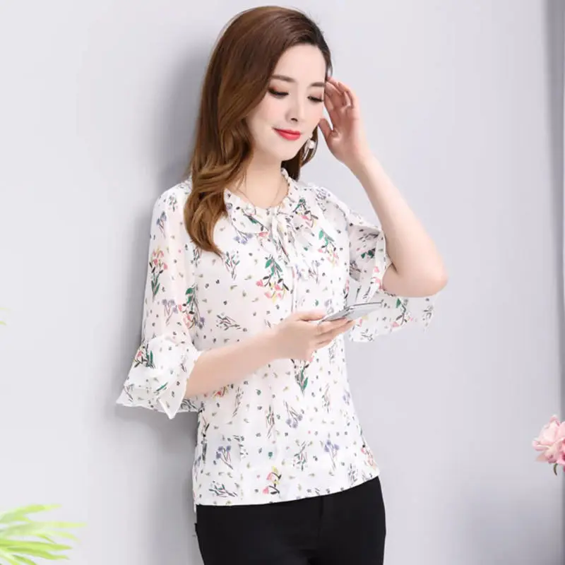 Women Spring Summer Style Chiffon Blouses Shirts Lady Casual Half Sleeve Bow Tie Decor Blusas Tops DF2651
Women Spring Summer Style Chiffon Blouses Shirts Lady Casual Half Sleeve Bow Tie Decor Blusas Tops DF2651