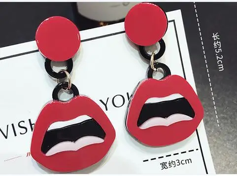 Enjoy the feeling on the Korean large lips mouth earrings earrings Korean personality fashion sexy and exaggerated accessories
Enjoy the feeling on the Korean large lips mouth earrings earrings Korean personality fashion sexy and exaggerated accessories