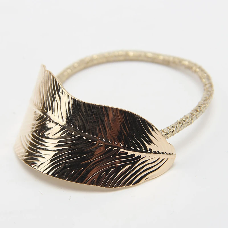 Vintage Metal Ties Elastic Band Women Ponytail Holder Hair Accessories Black Elastic Hair Rope Gold Silver Hair Rope 1 PC
Vintage Metal Ties Elastic Band Women Ponytail Holder Hair Accessories Black Elastic Hair Rope Gold Silver Hair Rope 1 PC