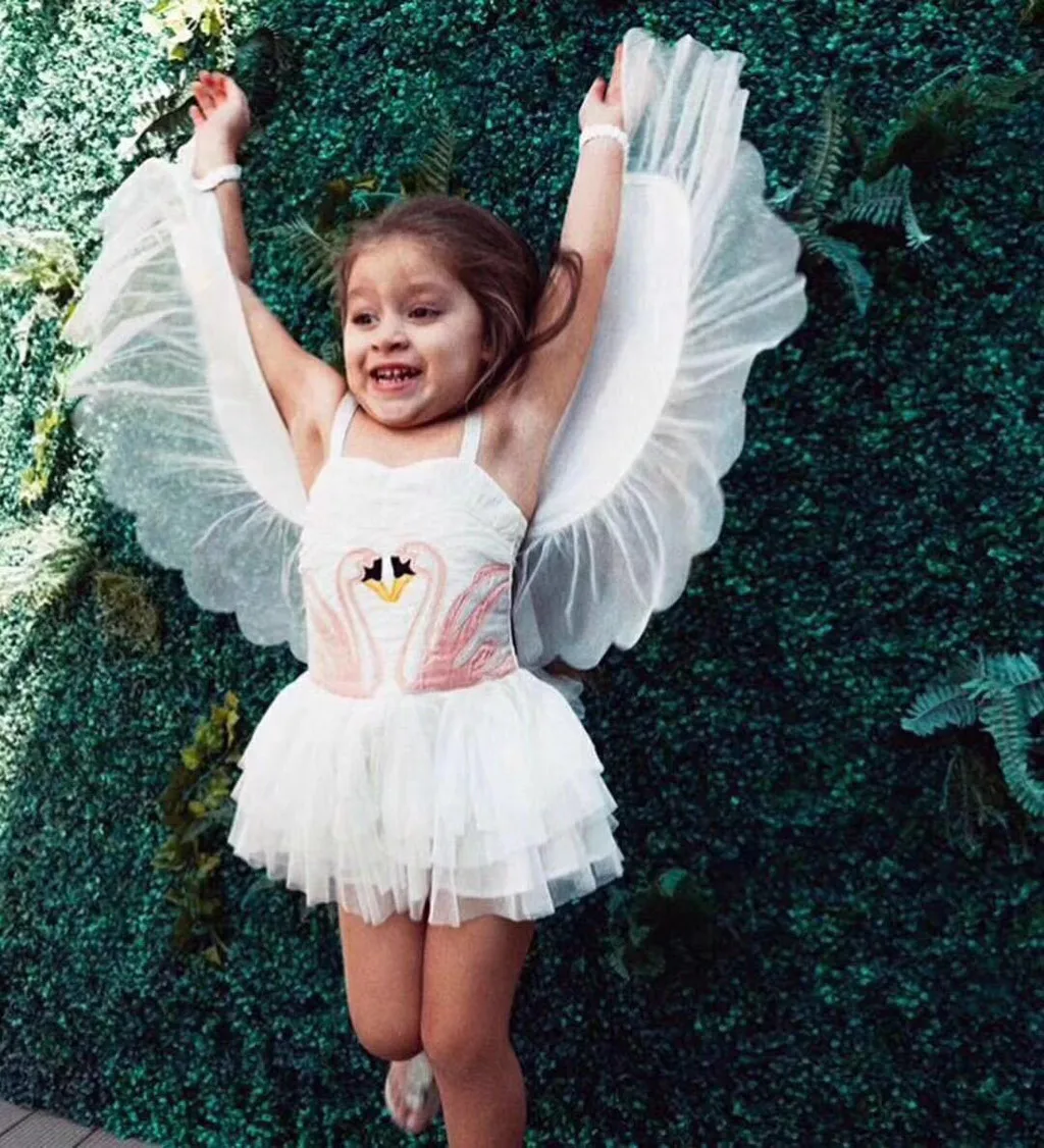 Wings Kids Girls Dress Costume Sleeveless Swan Embroidery Princess White Tulle Dresses Kids Girls Clothes 1 2 3 4 5 6 Years
Wings Kids Girls Dress Costume Sleeveless Swan Embroidery Princess White Tulle Dresses Kids Girls Clothes 1 2 3 4 5 6 Years