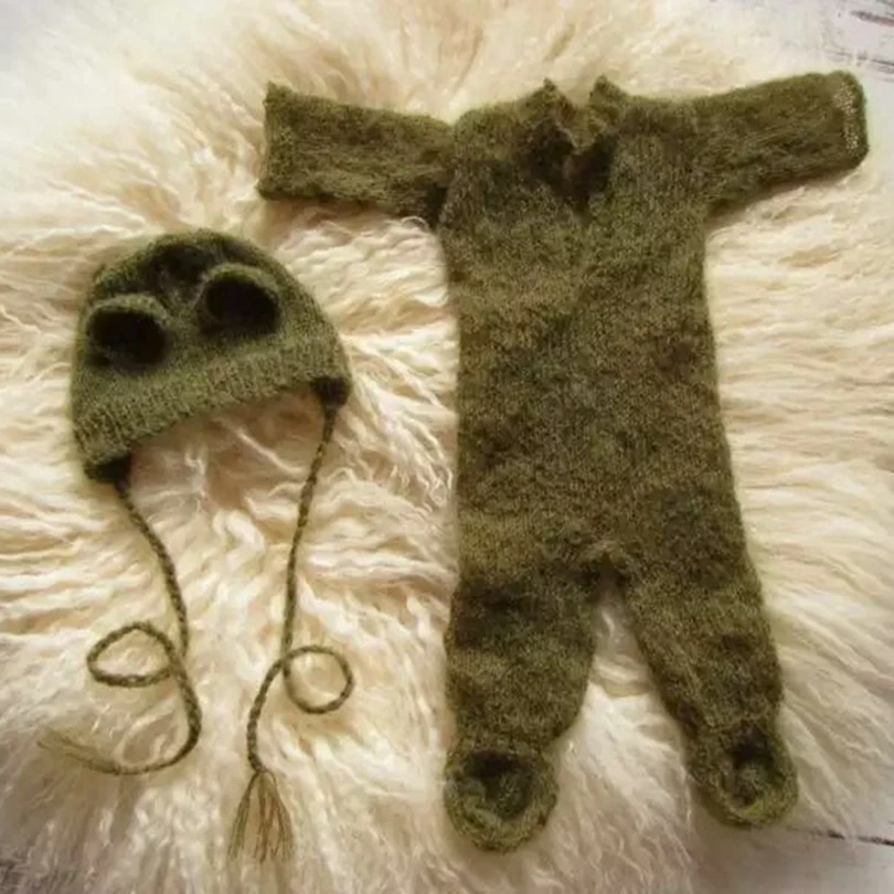 Army Green Baby Bonnet Photography Props Cute Infant Cap Newborn Footed Romper Set Vintage Baby Outfit Newborn Animal Jumpsuit
Army Green Baby Bonnet Photography Props Cute Infant Cap Newborn Footed Romper Set Vintage Baby Outfit Newborn Animal Jumpsuit