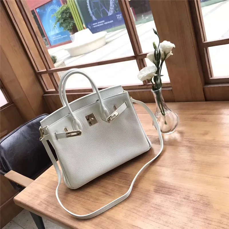 High Quality Genuine Leather White Women Shoulder Bag Luxury Handbags Women Bags Designer Crossbody Messenger Bags for Girls
High Quality Genuine Leather White Women Shoulder Bag Luxury Handbags Women Bags Designer Crossbody Messenger Bags for Girls