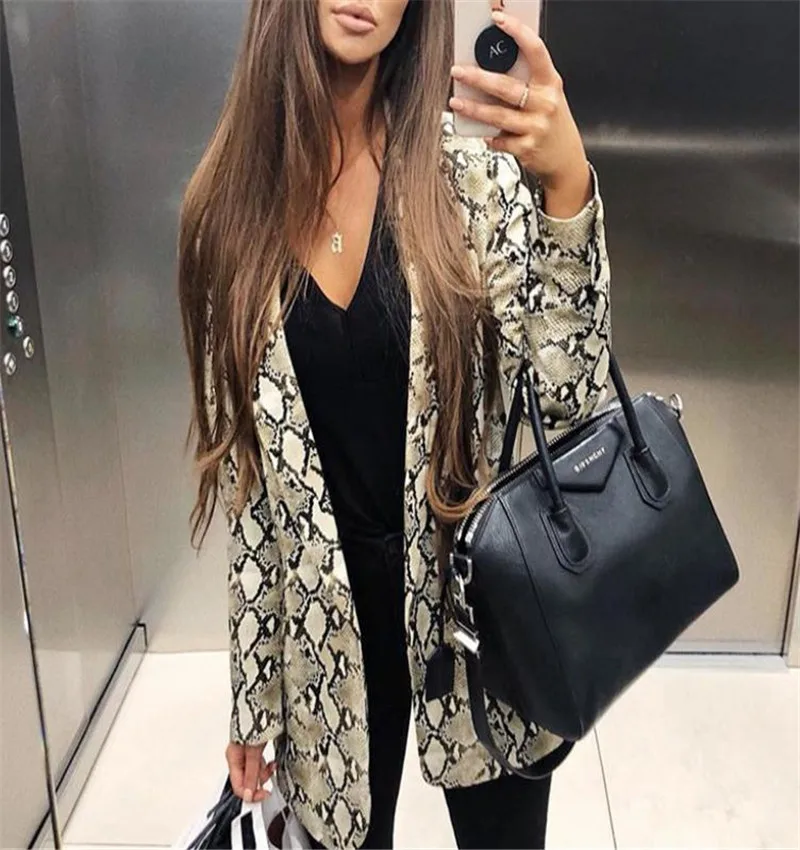 European and American Popular Blockbuster Women's Serpentine Print Long Sleeve Slim Jacket Small Suit Fashion Personality Spring
European and American Popular Blockbuster Women's Serpentine Print Long Sleeve Slim Jacket Small Suit Fashion Personality Spring