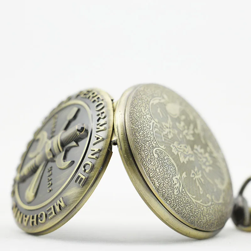 PB367-Old-Bronze-Antique-Mechanic-Guaranteed-Performance-Them-3D-Spuer-Tuned-Words-Design-Pocket-Watch (2)