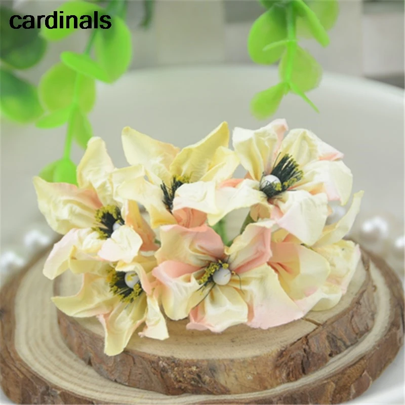 6pcs/lot 9 Colors 2.5cm Hand Made Small Paper Lily Flowers Bouquet Used ForWedding Or DIY Gift Decoration
6pcs/lot 9 Colors 2.5cm Hand Made Small Paper Lily Flowers Bouquet Used ForWedding Or DIY Gift Decoration