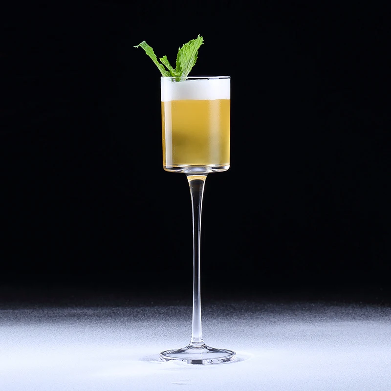Free Shipping 4PCS Champagne Flute Glasses Cocktail Glasses Elegantly Designed Hand Blown, Lead Free, Champagne Cups Set of 4
Free Shipping 4PCS Champagne Flute Glasses Cocktail Glasses Elegantly Designed Hand Blown, Lead Free, Champagne Cups Set of 4