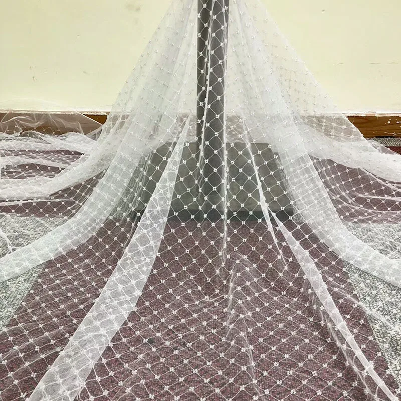 Fashion Grid beaded Black Tulle Lace Fabric French Bride White Wedding Dresses Sewing Fabric Party Decora Pink Yellow Mesh Cloth
Fashion Grid beaded Black Tulle Lace Fabric French Bride White Wedding Dresses Sewing Fabric Party Decora Pink Yellow Mesh Cloth