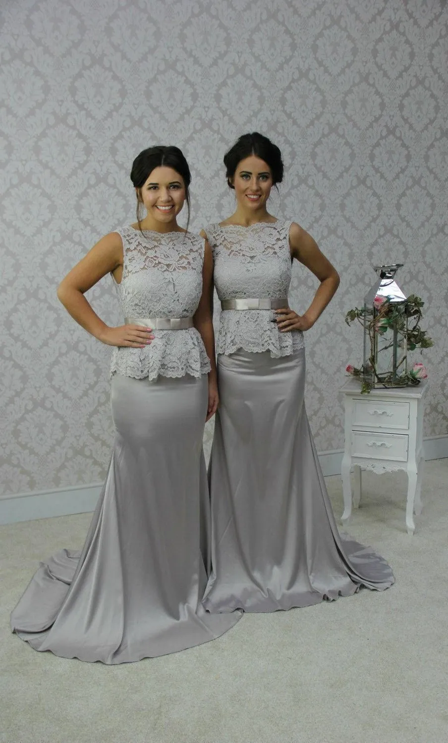 Hot Silver Bridesmaid Dresses 2015 Bateau Neck Mermaid Satin Sleeveless with Ribbon Court Train Backless Party Gowns Custom Made
Hot Silver Bridesmaid Dresses 2015 Bateau Neck Mermaid Satin Sleeveless with Ribbon Court Train Backless Party Gowns Custom Made