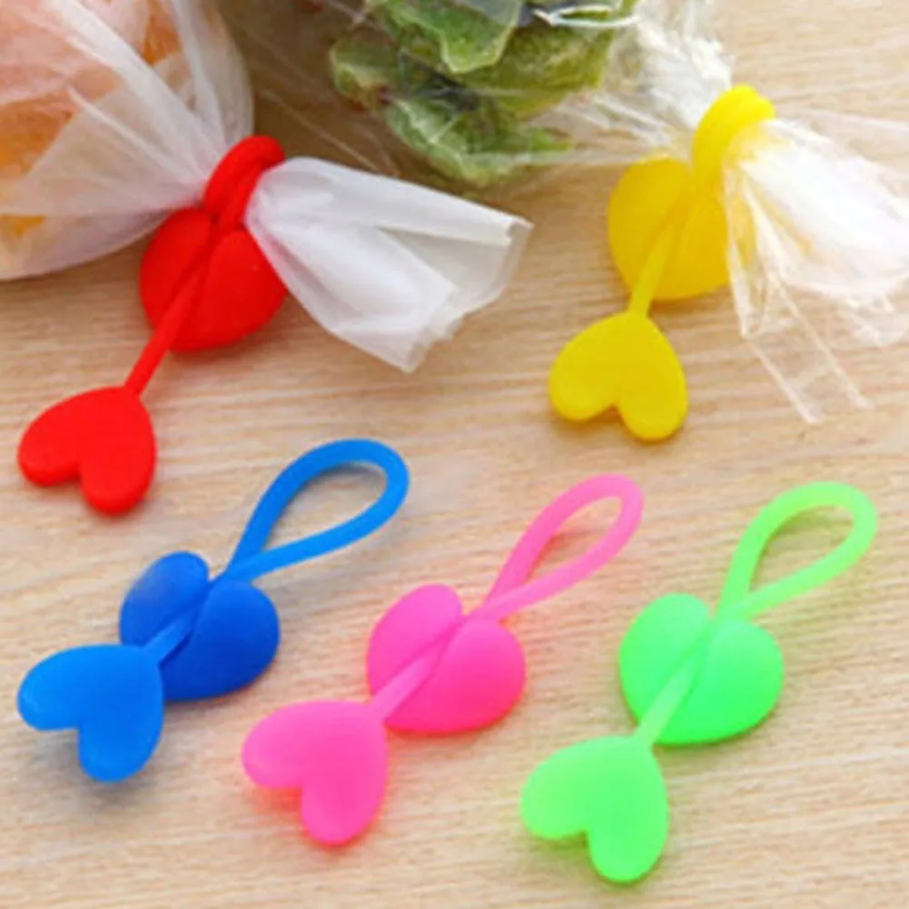 Family Home Green Loving Silicone Plastic Food Bag Sealing Clip Tie Beam Port Bundling Multiple Installation
Family Home Green Loving Silicone Plastic Food Bag Sealing Clip Tie Beam Port Bundling Multiple Installation