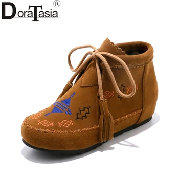 DoraTasia 2019 new Large Size 34-43 Ethnic Style Embroidery Lace Up Women Shoes Woman Casual Flat Heel Ankle Boots Winter Fringe
DoraTasia 2019 new Large Size 34-43 Ethnic Style Embroidery Lace Up Women Shoes Woman Casual Flat Heel Ankle Boots Winter Fringe