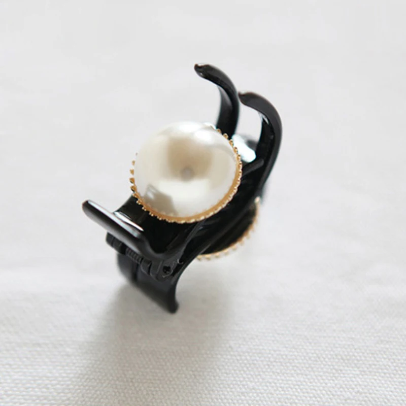 

Black Long Teeth Double Hemisphere Big Simulated Pearl Ball Hair Claws Hair Accessories Headwear for Women