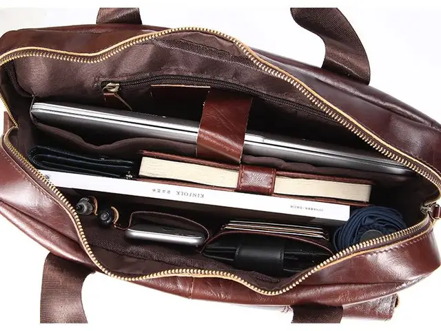 Męska torba ze skóry naturalnej moda rozrywka walizka biznesowa męska jeden torba na ramię torba na ramię torba męska tanie tanio MYOSAZEE Prawdziwej skóry Skóra bydlęca zipper Stałe Na co dzień Poliester Klapa kieszeni Miękki uchwyt 14 cali 7804 Męska torba ze skóry naturalnej moda rozrywka walizka biznesowa męska jeden torba na ramię torba na ramię torba męska tanie tanio MYOSAZEE Prawdziwej skóry Skóra bydlęca zipper Stałe Na co dzień Poliester Klapa kieszeni Miękki uchwyt 14 cali 7804