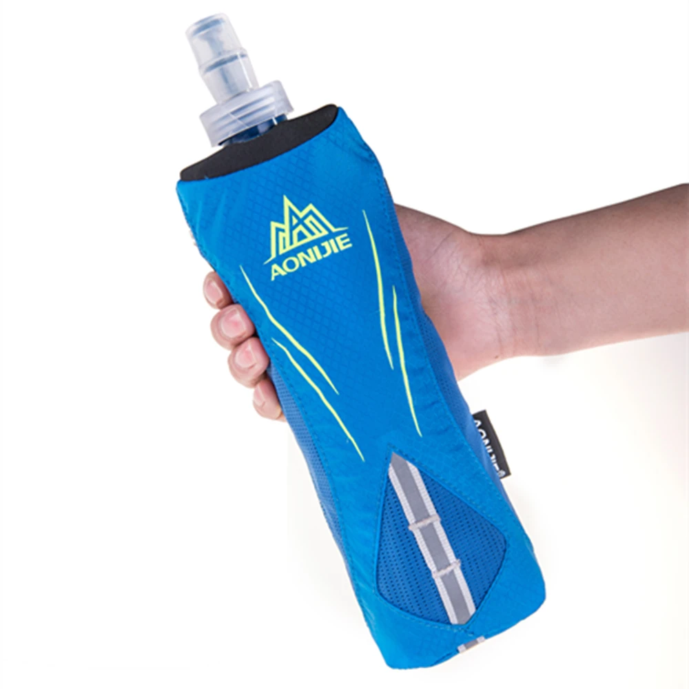 AONIJIE Quick Shot Handheld Hydration Running Pack Marathon Running Hand Hold Kettle Bag With 500ml Collapsible TPU Soft Bottle
AONIJIE Quick Shot Handheld Hydration Running Pack Marathon Running Hand Hold Kettle Bag With 500ml Collapsible TPU Soft Bottle