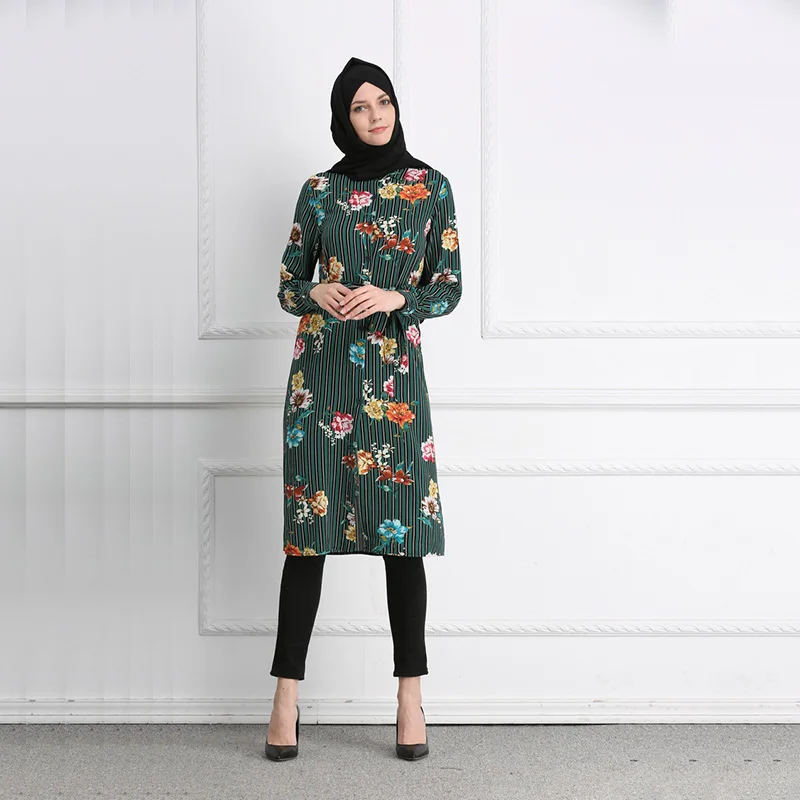 Ramadan Arabic Kaftan Islamic Clothing Fashion Muslim Women's Tops Print Shirt Striped Dress Tunic Loose Style Abaya Robe Jubah
Ramadan Arabic Kaftan Islamic Clothing Fashion Muslim Women's Tops Print Shirt Striped Dress Tunic Loose Style Abaya Robe Jubah