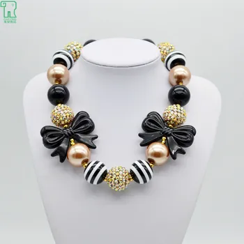 2020 New Fashion Baby Girls Black Bow Necklace Children Acrylic Chunky Bubblegum Bead Necklace Costume Jewelry
2020 New Fashion Baby Girls Black Bow Necklace Children Acrylic Chunky Bubblegum Bead Necklace Costume Jewelry