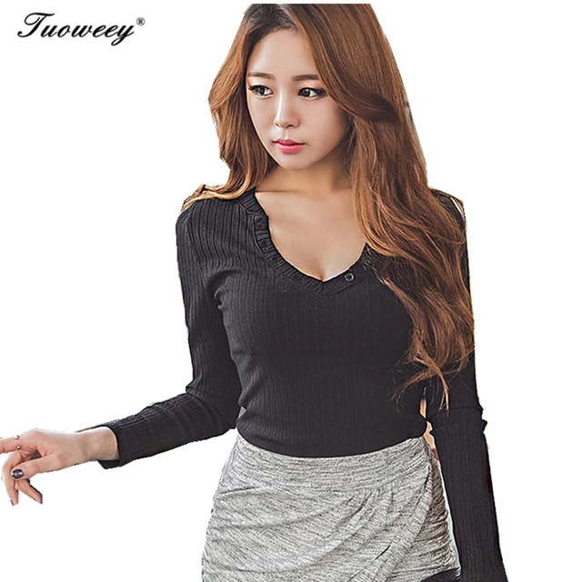 Summer Long Sleeve Sexy Deep V Neck T Shirts Women Fashion Slim Tops Women T-shirts button knitting Tops Tees T Shirt plus size
Summer Long Sleeve Sexy Deep V Neck T Shirts Women Fashion Slim Tops Women T-shirts button knitting Tops Tees T Shirt plus size