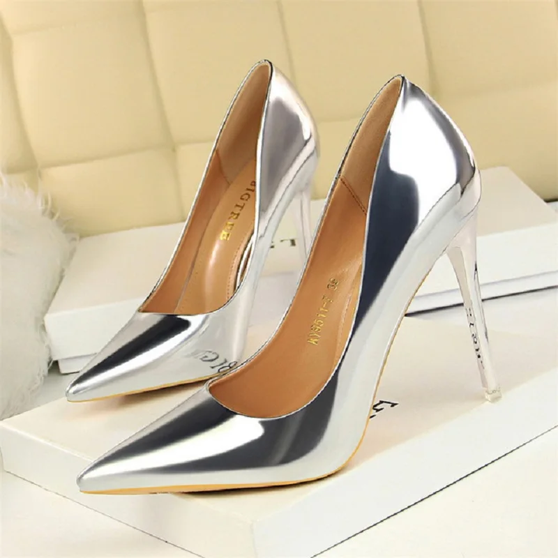 2019 New Shoes Women Pumps Petent Leather High Heels Pumps Women Shoes Fashion Wedding Shoes Women Heels Ladies Shoes stilettos
2019 New Shoes Women Pumps Petent Leather High Heels Pumps Women Shoes Fashion Wedding Shoes Women Heels Ladies Shoes stilettos