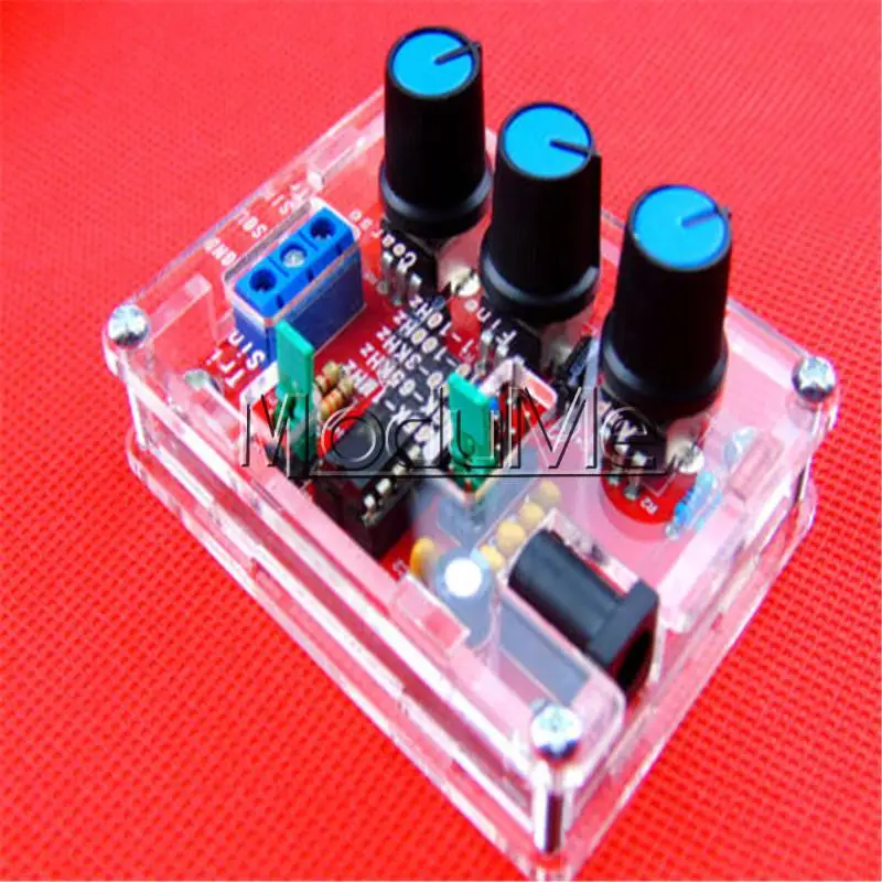 XR2206 Function Generator DIY Kit Sine Triangle Square Output 1HZ-1MHZ +Case New
XR2206 Function Generator DIY Kit Sine Triangle Square Output 1HZ-1MHZ +Case New