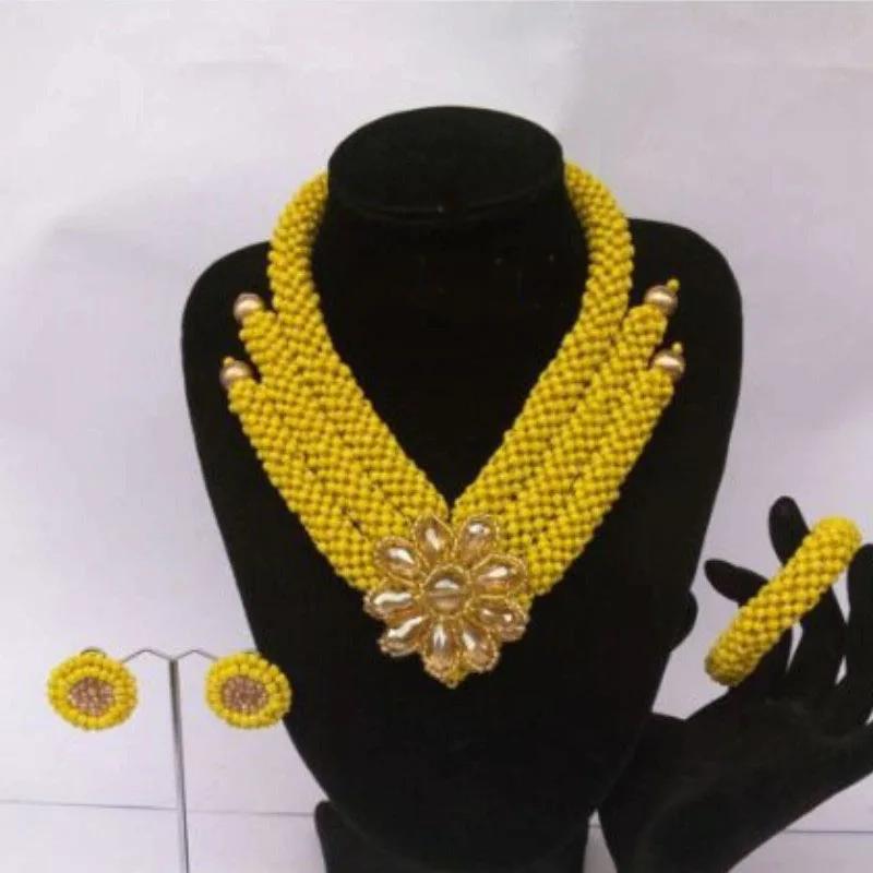 Dudo 18.8 Inches Yellow Heart African Style Beaded Jewellery Set With Gold Waterdrop Flower Indian Neckalce Set Free Shipping
Dudo 18.8 Inches Yellow Heart African Style Beaded Jewellery Set With Gold Waterdrop Flower Indian Neckalce Set Free Shipping
