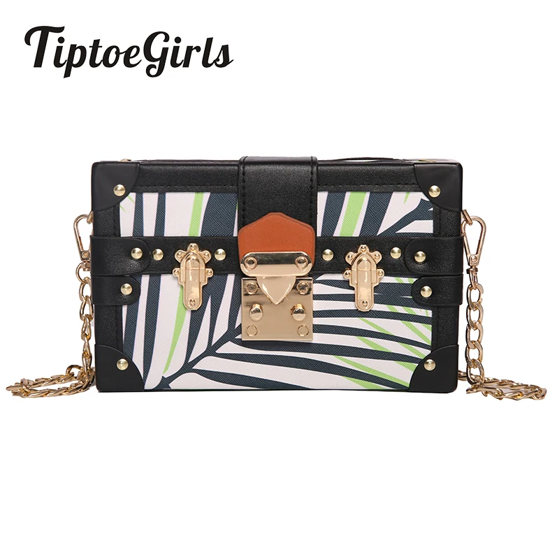 New Korean Version of the Simple Bag Female Leisure Wild Small Box Package Personality Fashion Shoulder Messenger Bag
New Korean Version of the Simple Bag Female Leisure Wild Small Box Package Personality Fashion Shoulder Messenger Bag