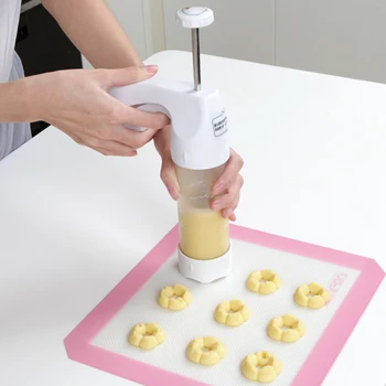 Models For Cookies Tools Cake Biscuit Machine Making Biscuit Cookie Maker Pump Cake Decor Gun 12 Flowers Mould 6 Nozzle CT1032
Models For Cookies Tools Cake Biscuit Machine Making Biscuit Cookie Maker Pump Cake Decor Gun 12 Flowers Mould 6 Nozzle CT1032