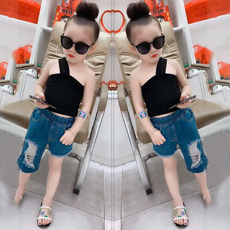 Summer girls vest baby tee tops kids t shirt children streetwear clothes single shoulder strap solid striped 2 to 9 yrs
Summer girls vest baby tee tops kids t shirt children streetwear clothes single shoulder strap solid striped 2 to 9 yrs
