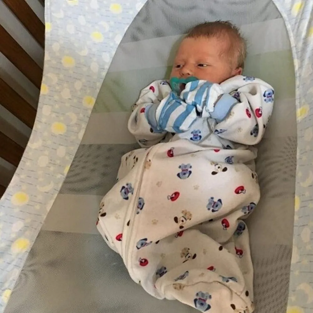 Infant Safety Baby Hammock Print Newborn Detachable Portable Bed 100X50cm Storage Bag Infant Toddler Cradle Multifunction Baby
Infant Safety Baby Hammock Print Newborn Detachable Portable Bed 100X50cm Storage Bag Infant Toddler Cradle Multifunction Baby
