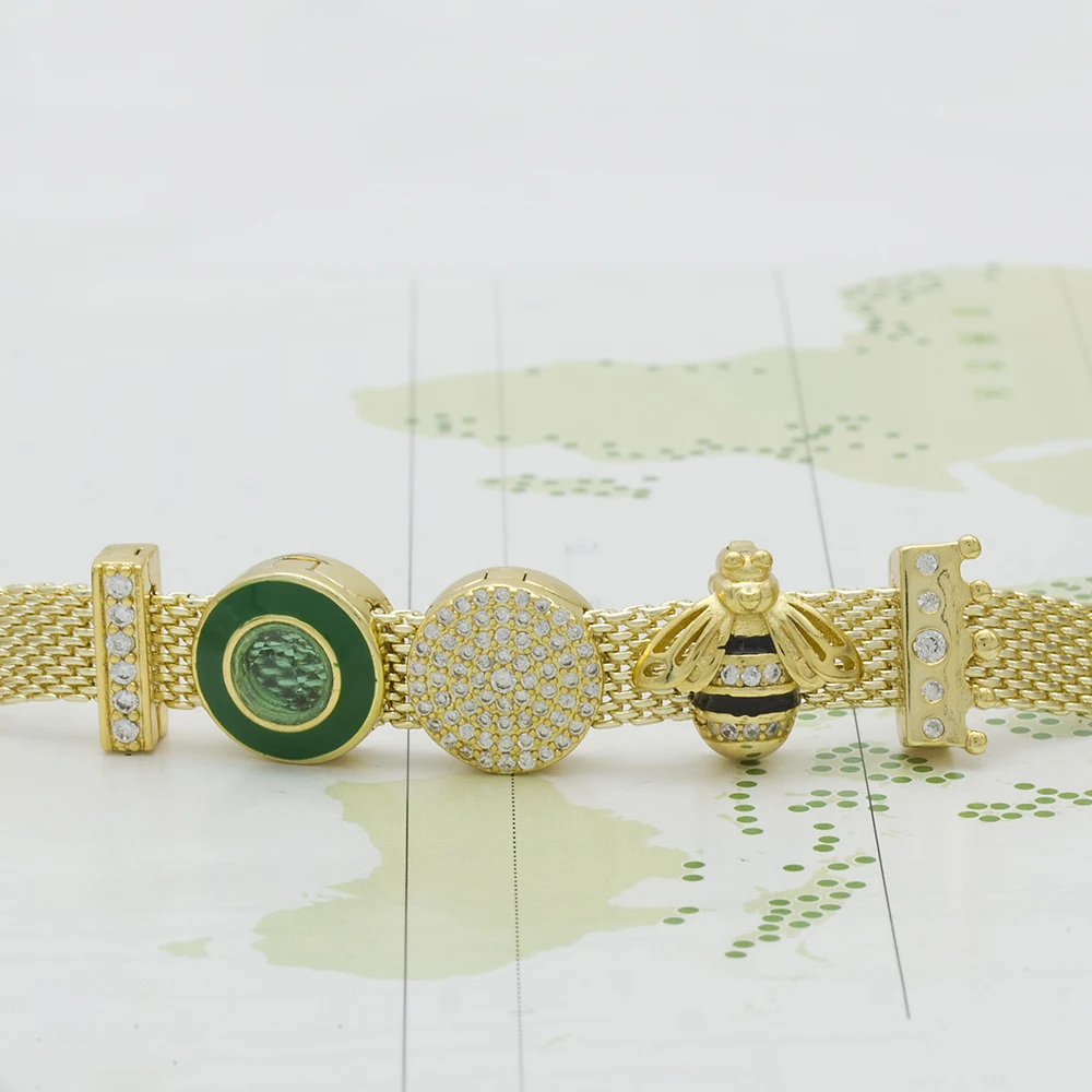 Mingshang wholesale 2019 New REFLEXIONS golden Charms beads clip with AAA zircon golden charm bracelet
Mingshang wholesale 2019 New REFLEXIONS golden Charms beads clip with AAA zircon golden charm bracelet