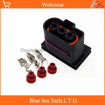 3 Pin/way 6.3mm 1J0 906 233 female car connector,Electronic fan plug, radiator plug, electrical connector for VW,Audi
3 Pin/way 6.3mm 1J0 906 233 female car connector,Electronic fan plug, radiator plug, electrical connector for VW,Audi