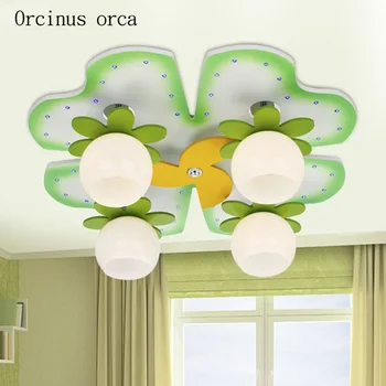 Cartoon creative revolving clover ceiling lamp boy girl bedroom children's room lamp modern personality LED ceiling lamp
Cartoon creative revolving clover ceiling lamp boy girl bedroom children's room lamp modern personality LED ceiling lamp