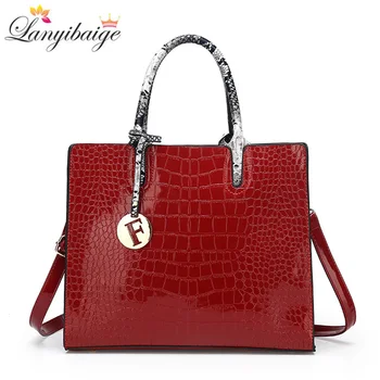 Classic women handbag crocodile pattern high quality leather ladies crossbody bag 2019 luxurious brand women shoulder bag tote
Classic women handbag crocodile pattern high quality leather ladies crossbody bag 2019 luxurious brand women shoulder bag tote