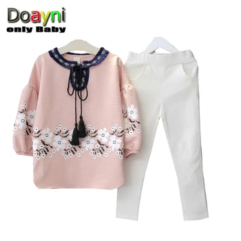 Doayni Baby girls Clothing Sets 2pcs Kids Print Fashion Flare Sweatshirt+Lace Floral Pants White Tight Leggings Girls Clothes
Doayni Baby girls Clothing Sets 2pcs Kids Print Fashion Flare Sweatshirt+Lace Floral Pants White Tight Leggings Girls Clothes